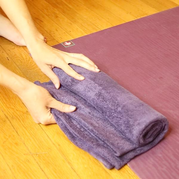 Non-slip Portable Yoga Blanket Towel Cover Folding Fitness Mat