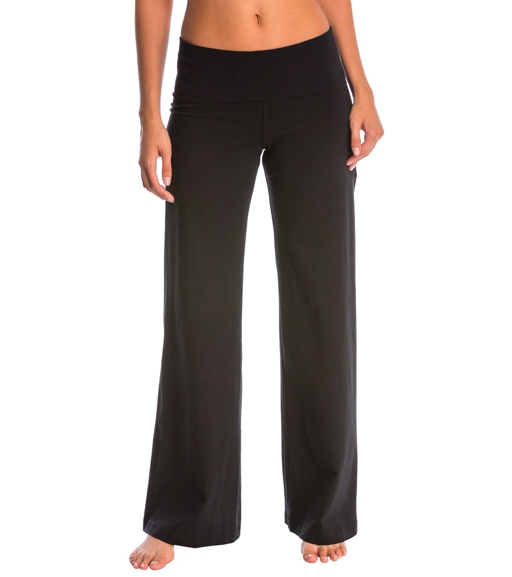 Wide Leg Yoga Pants: Ultimate Comfort and Style Guide