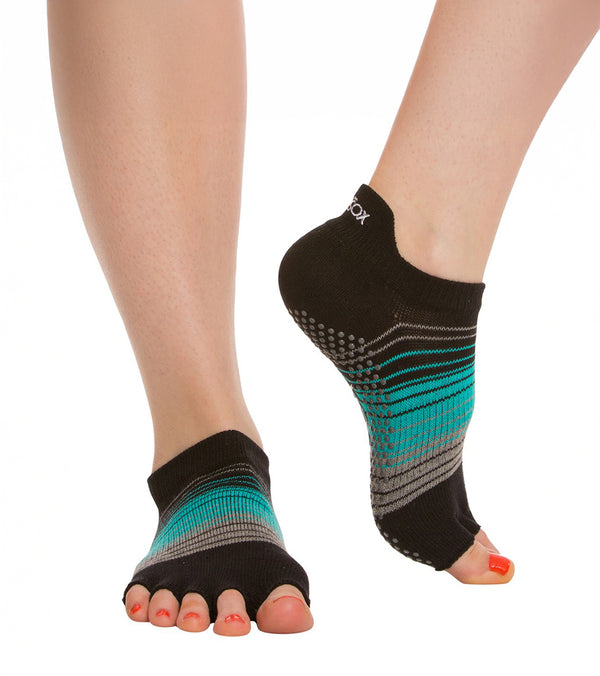 Toesox Low Rise Half-Toe Yoga Grip Socks - Moonlight Jade - L