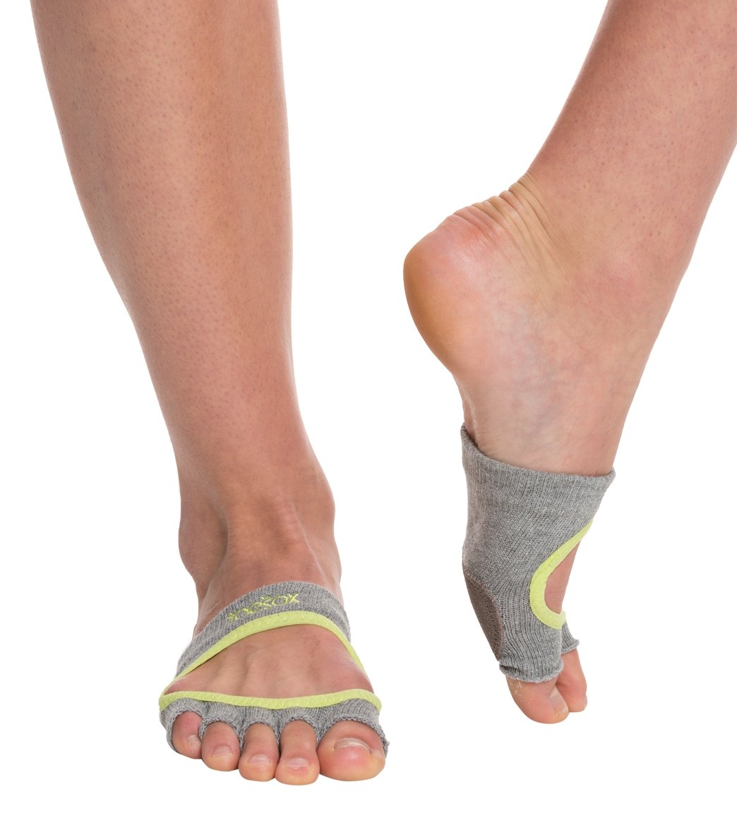 Toesox Scrunch Half Toe Grip Socks at
