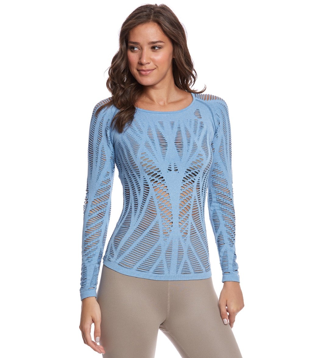 Alo Yoga Wanderer Yoga Long Sleeve at YogaOutlet Free