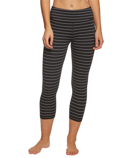 Everyday Yoga Uphold Solid High Waisted Leggings With Pockets 28 at  YogaOutlet.com –
