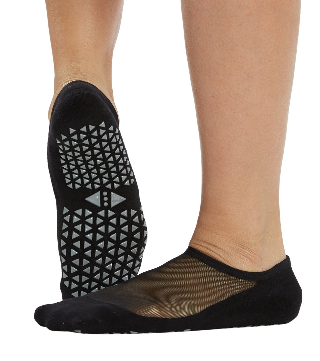 Tavi Chloe Barre Grip Socks at YogaOutlet.com –