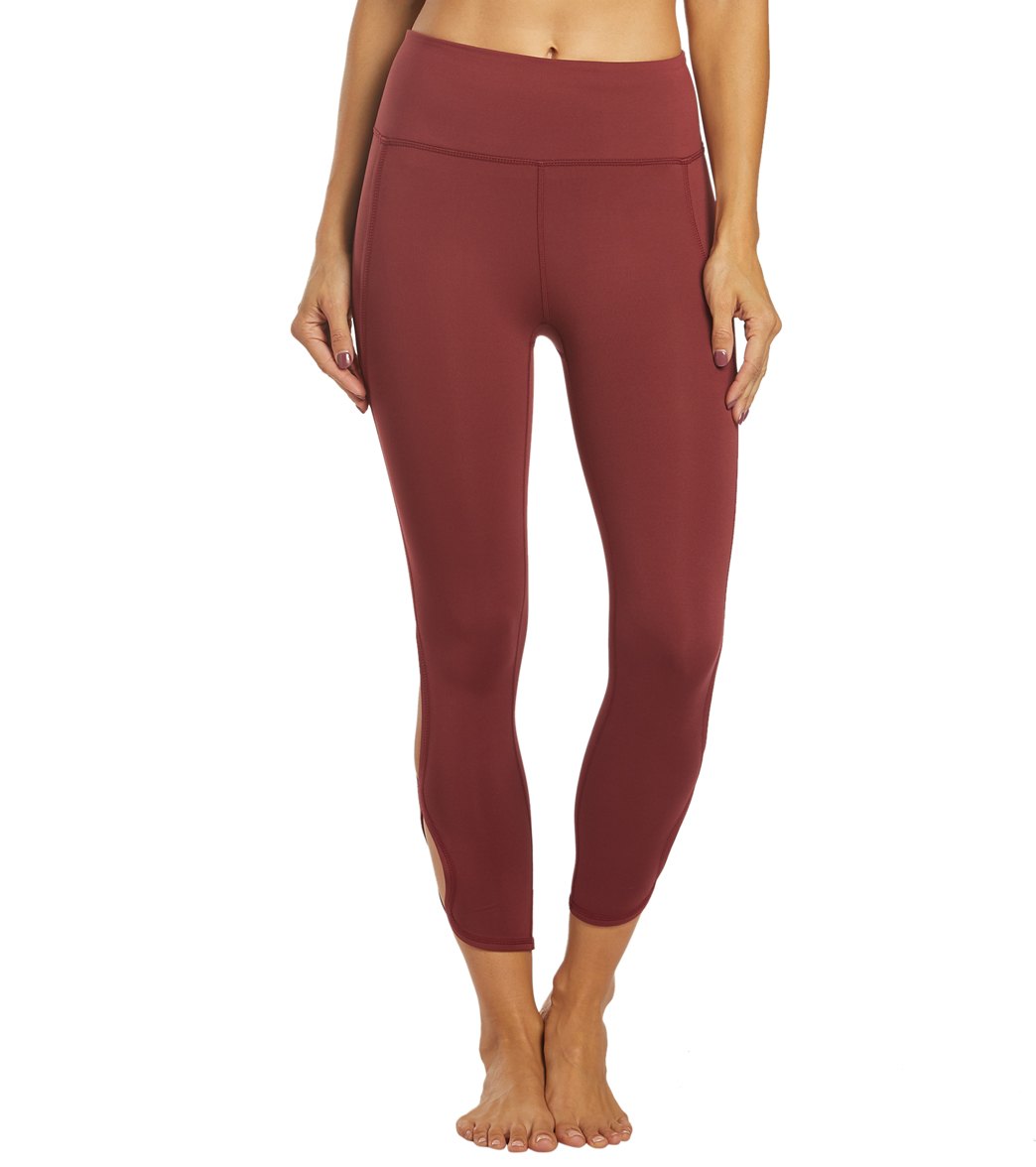 High-Rise 3/4 Infinity Leggings  Free people activewear, Sporty