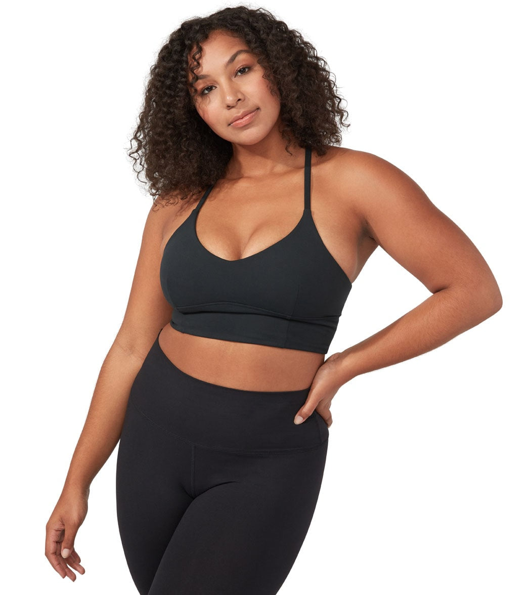 2/$35 NWT size M Gaiam sports bra  Sports bra, Fashion, Clothes design