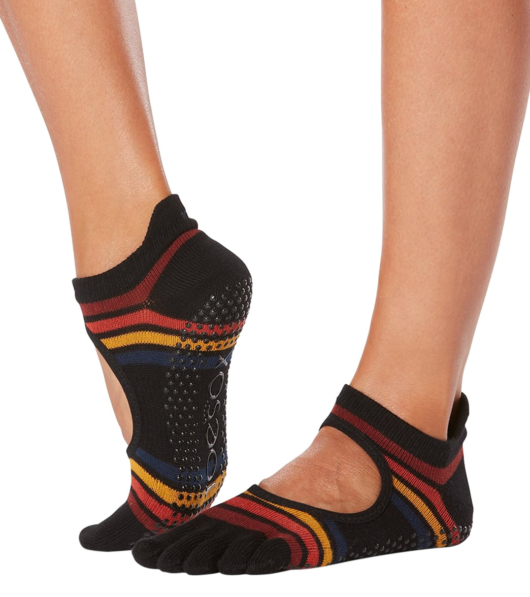 ToeSox Grip Pilates Barre Socks – Non Slip Elle Half Toe for Yoga & Ballet  : : Clothing, Shoes & Accessories